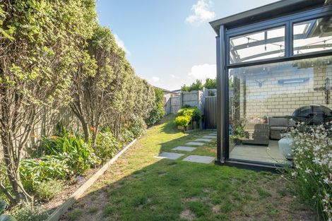 Photo of property in 35 Trelawny Terrace, Grenada Village, Wellington, 6037