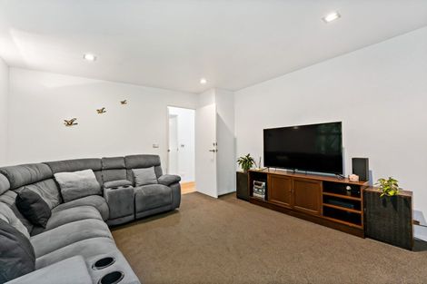 Photo of property in 16c Charmaine Road, Torbay, Auckland, 0630