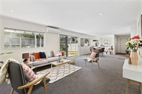 Photo of property in 14 Peel Lane, Aotea, Porirua, 5024