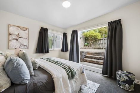 Photo of property in 82 Elizabeth Street, Mount Victoria, Wellington, 6011