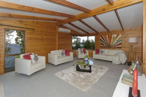 Photo of property in 1/16 Riverview Road, New Lynn, Auckland, 0600