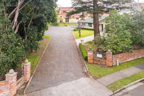 Photo of property in 25 Oakland Avenue, Saint Johns Hill, Whanganui, 4500