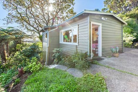 Photo of property in 7 Okoka Road, Omiha, Waiheke Island, 1081