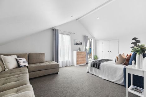 Photo of property in 2 Ashley Street, St Andrews, Hamilton, 3200