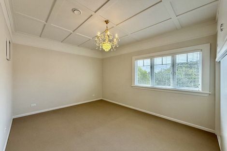Photo of property in 39 Roys Road, Weymouth, Auckland, 2103