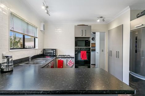 Photo of property in 122 Arthur Crescent, Hilltop, Taupo, 3330