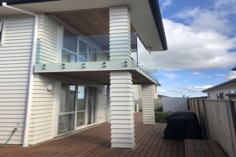 Photo of property in 24 Mackay Drive, Greenhithe, Auckland, 0632