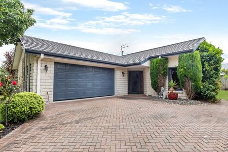 Photo of property in 50 Diomede Glade, Flagstaff, Hamilton, 3210