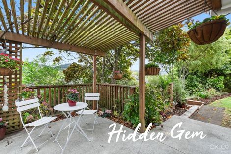 Photo of property in 32a Dowling Grove, Silverstream, Upper Hutt, 5019
