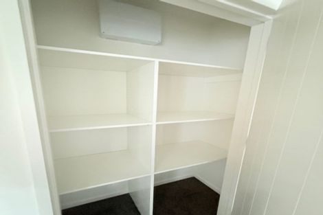 Photo of property in 14d Clairville Crescent, Wai O Taiki Bay, Auckland, 1072