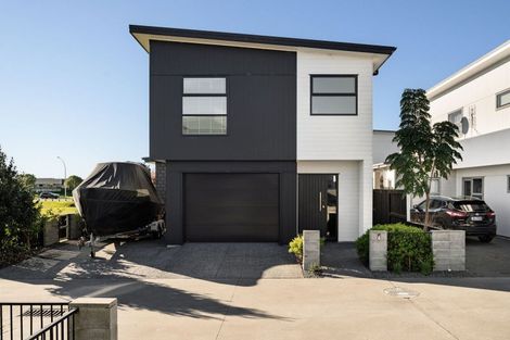 Photo of property in 6 Taniko Lane, Papamoa, 3118