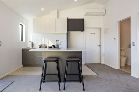 Photo of property in 32 Riley Street, Lake Hawea, 9382