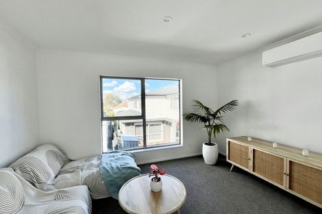 Photo of property in 59 Ngae Place, Mangere East, Auckland, 2024