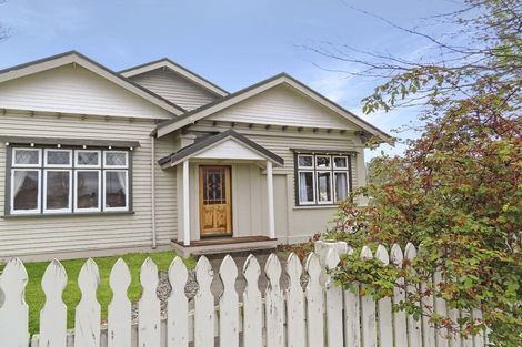 Photo of property in 30 Granville Street, Silverstream, Upper Hutt, 5019