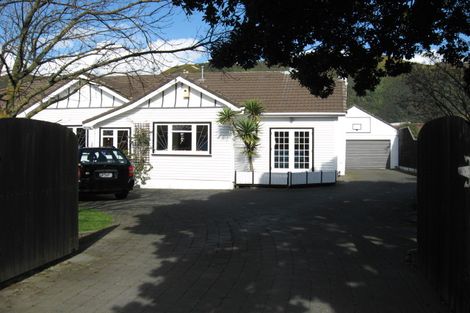 Photo of property in 100 Waiwhetu Road, Waterloo, Lower Hutt, 5011