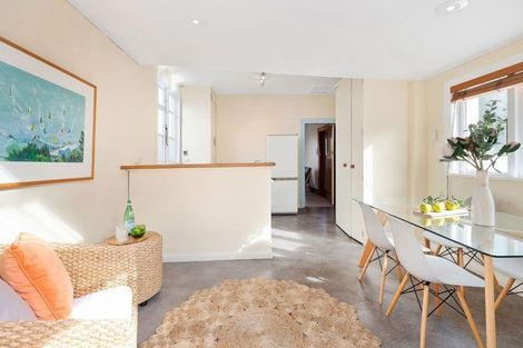 Photo of property in 17 Lonsdale Crescent, Rongotai, Wellington, 6022