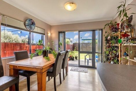 Photo of property in 7a Seafront Road, Castlecliff, Whanganui, 4501