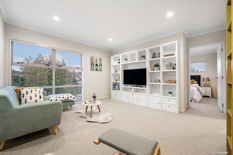 Photo of property in 30 Riviera Drive, Flat Bush, Auckland, 2019