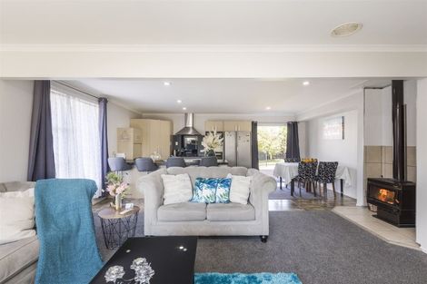 Photo of property in 14 Lewis Place, Highbury, Palmerston North, 4412