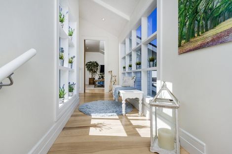 Photo of property in 103 The Esplanade, Manly, Whangaparaoa, 0930