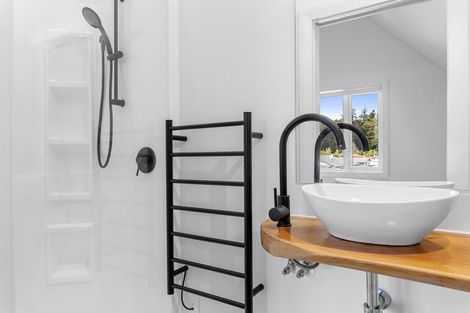 Photo of property in 12 Broadway Avenue, Waikuku Beach, 7473