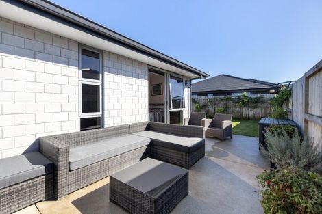 Photo of property in 53 Taioma Close, Papamoa, 3118