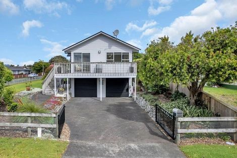 Photo of property in 26 Manaia View Road, One Tree Point, 0118