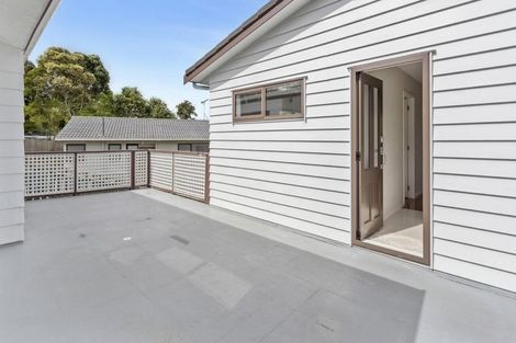 Photo of property in 30 Mannering Place, Hillcrest, Auckland, 0627