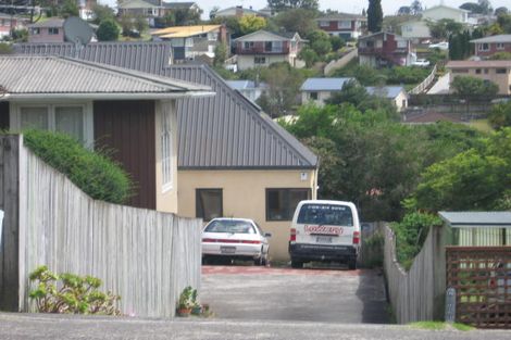 Photo of property in 1/90 Archers Road, Glenfield, Auckland, 0629