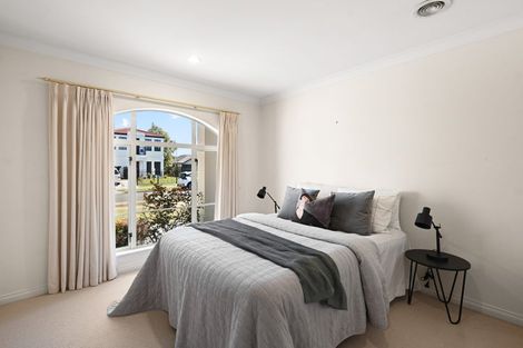 Photo of property in 2 Roderick Place, Rototuna, Hamilton, 3210