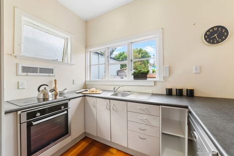 Photo of property in 8 Ruahine Street, Hataitai, Wellington, 6021