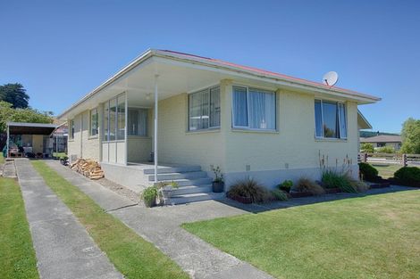 Photo of property in 85 Walker Crescent, East Gore, Gore, 9710