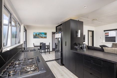 Photo of property in 29 Davies Road, Hurdon, New Plymouth, 4310