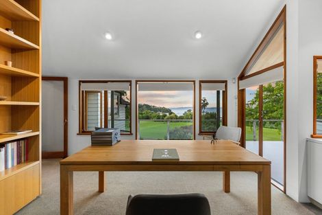 Photo of property in 247 Broomfields Road, Whitford, Howick, 2571