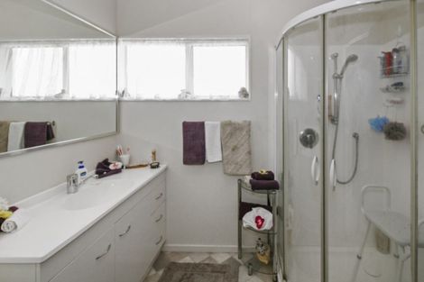 Photo of property in 131a Mangorei Road, Merrilands, New Plymouth, 4312