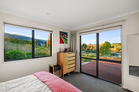 Photo of property in 23 Selkirk Street, Roxburgh, 9500