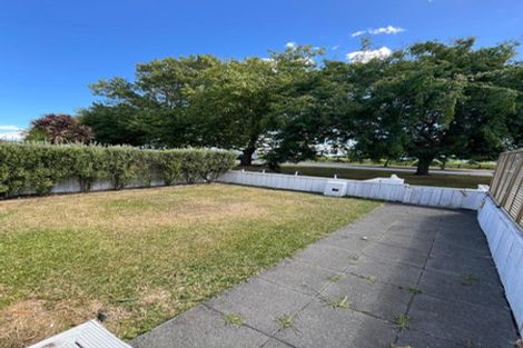 Photo of property in 18 Willow Camp Road, Takanini, 2112