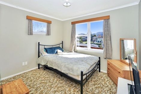 Photo of property in 14 Donovan Street, Te Puke, 3119