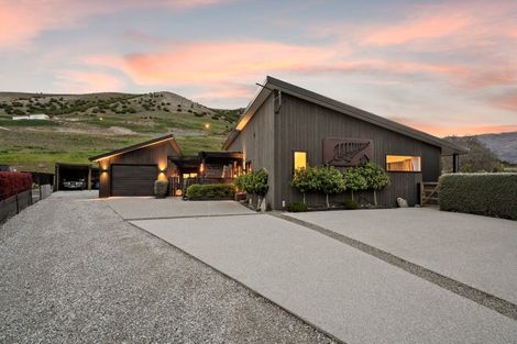 Photo of property in 115 Lowburn Valley Road, Lowburn, Cromwell, 9384