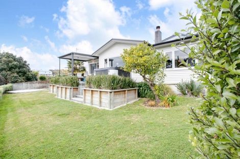Photo of property in 7 Clyde Road, Bluff Hill, Napier, 4110