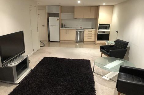 Photo of property in Nouvo Apartments, 1/21c Rugby Street, Mount Cook, Wellington, 6021