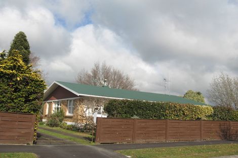 Photo of property in 6 Southsea Crescent, Silverdale, Hamilton, 3216