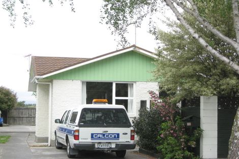 Photo of property in 40 Clivedon Place, Redwood, Christchurch, 8051
