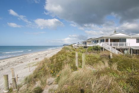 Photo of property in 51 Broadway Road, Waihi Beach, 3611