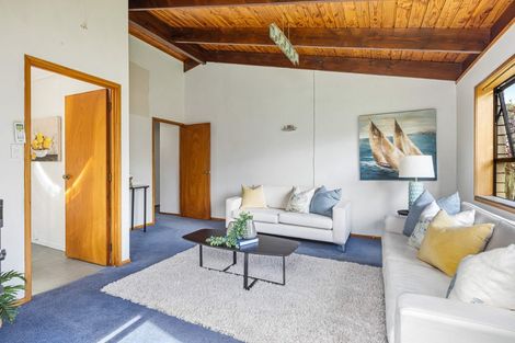 Photo of property in 73b Centreway Road, Orewa, 0931