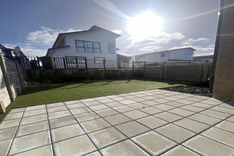 Photo of property in 3 Gunn Way, Hobsonville, Auckland, 0616