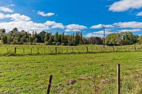 Photo of property in 18 Green Road, Dairy Flat, Albany, 0792