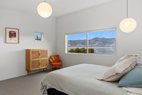 Photo of property in 35 Waikana Street, Broad Bay, Dunedin, 9014