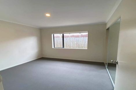 Photo of property in 24 Donegal Park Drive, Flat Bush, Auckland, 2019