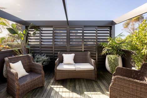 Photo of property in 241 Oceanbeach Road, Mount Maunganui, 3116